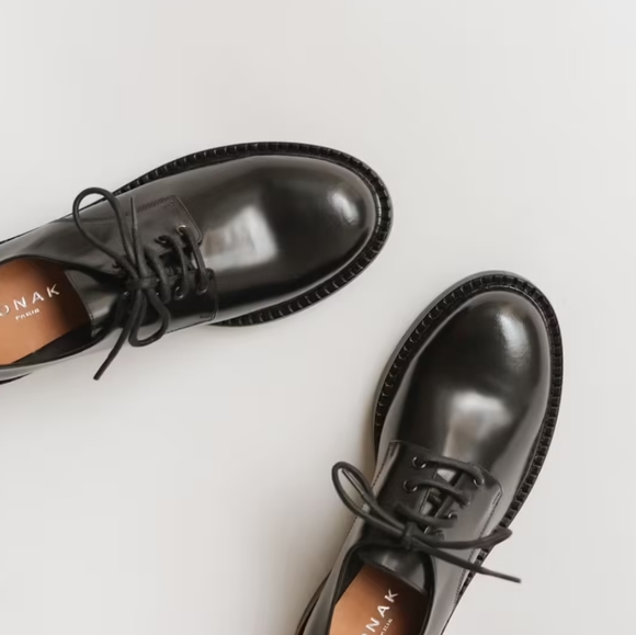 Classic Black Leather Loafers - Picture 4 of 4